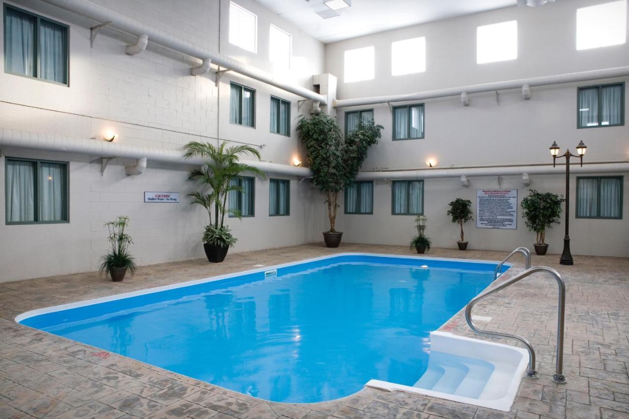 Heritage Inn Hotel & Convention Centre - High River Εξωτερικό φωτογραφία